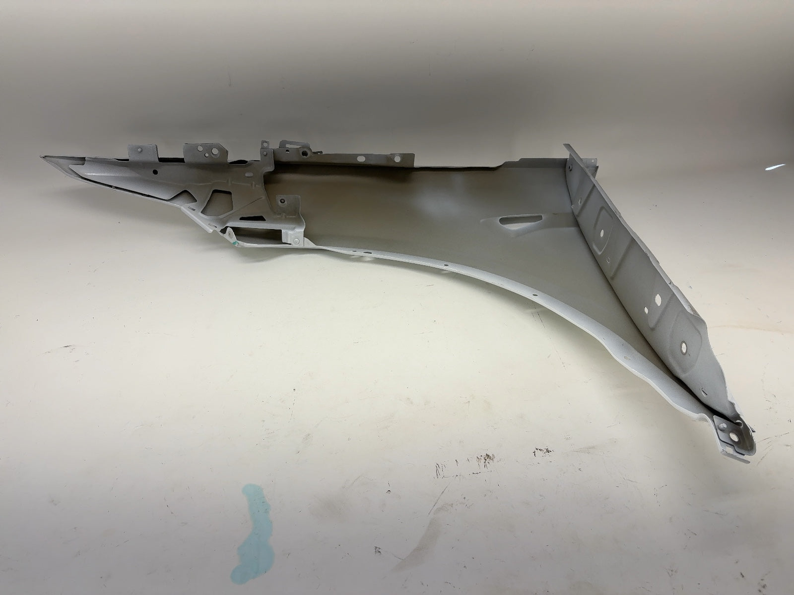 2018 Tesla Model X Right Fender 1069534-E0-N – Calimotive Auto