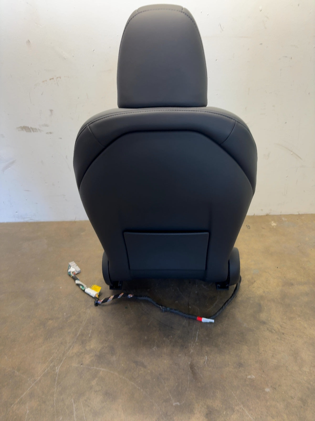 2025 Tesla Model 3 Highland Front First Row Seat Right Black 7754324-01-B