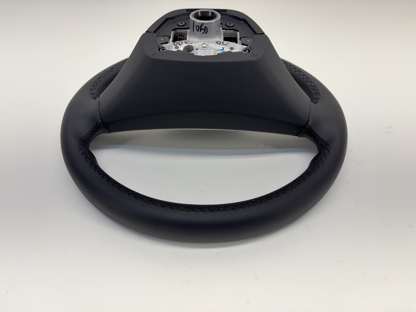 2025 Tesla Model 3 Highland Steering Wheel Pur Leather 1735339-00-G