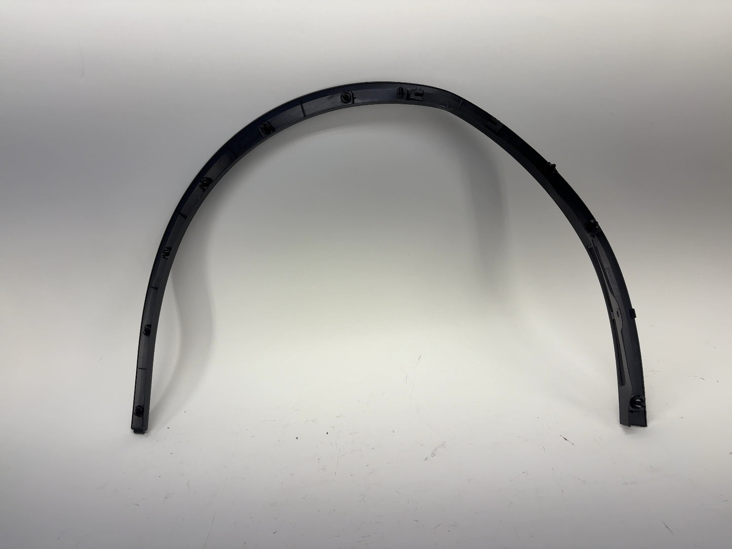 2026 Tesla Model Y Juniper Front Fender Garnish Left 1937597-00-C