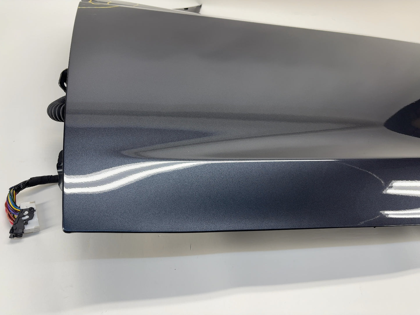2025 Tesla Model 3 Highland Front Left Door Shell 1751845-E1-A