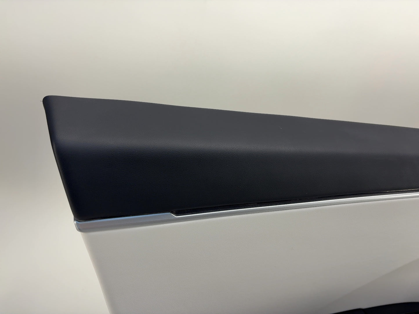 2025 Tesla Model 3 Highland Front Left Door Panel 1776733-20-E