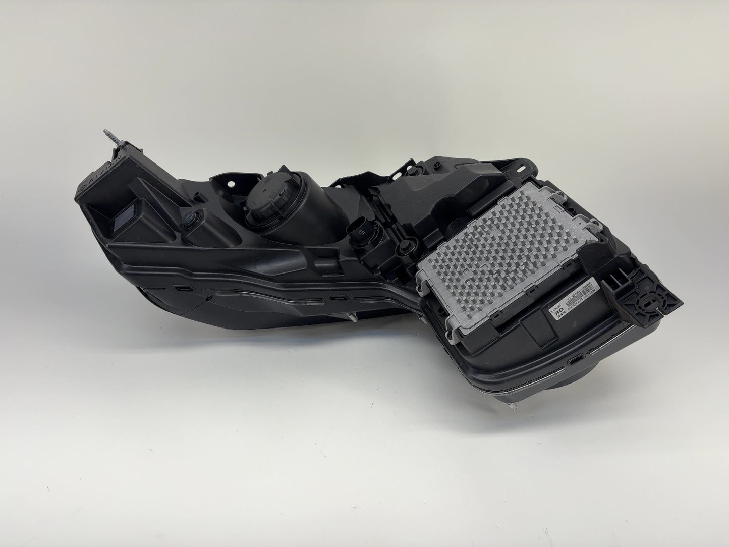 2023-2024 Rivian R1T Left Headlamp Assembly PT00000465-P