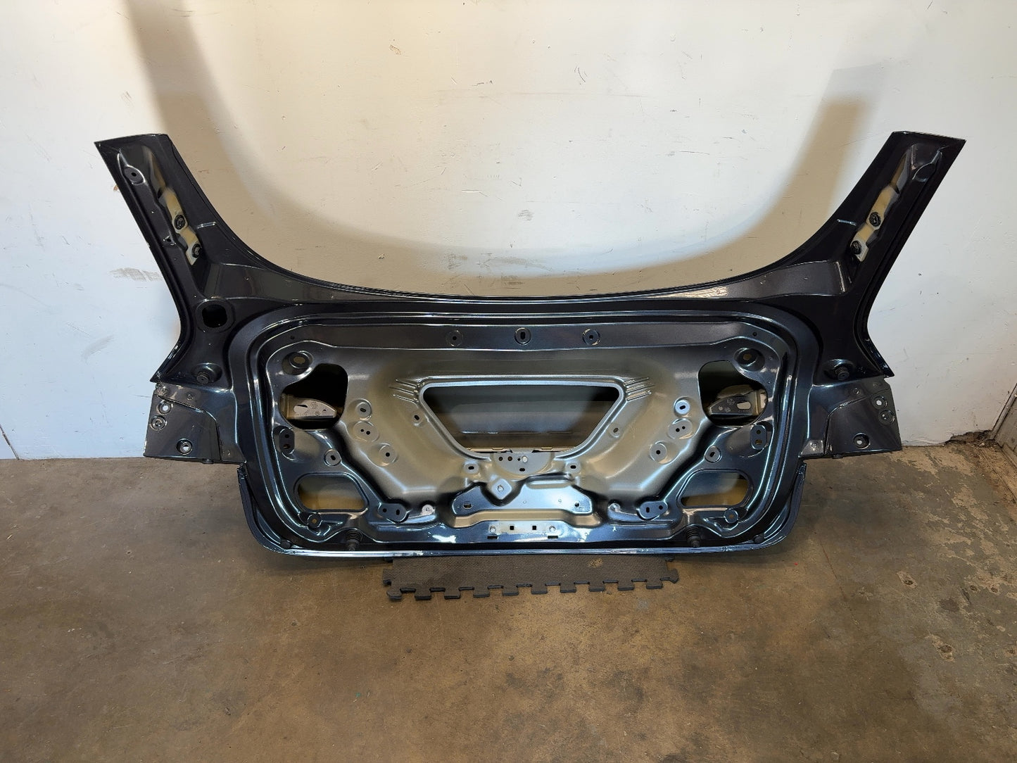 2024-2025 Tesla Model 3 Highland Trunk Lid Shell 1714928-E0-B
