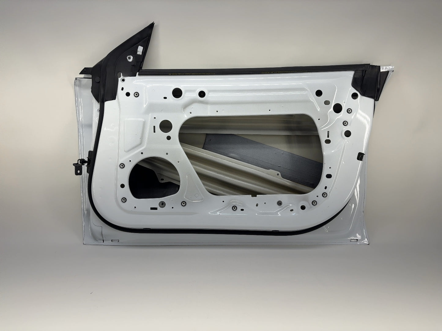 2018-2023 Tesla Model 3 Front Right Door Shell 1081420-E0-C