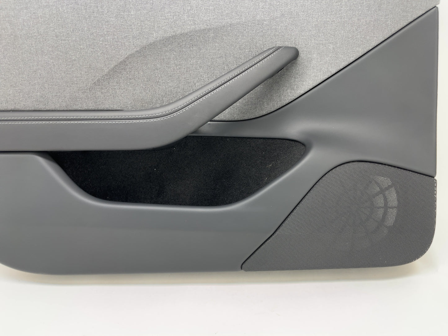 2025 Tesla Model 3 Highland Front Left Door Panel 1776730-20-E