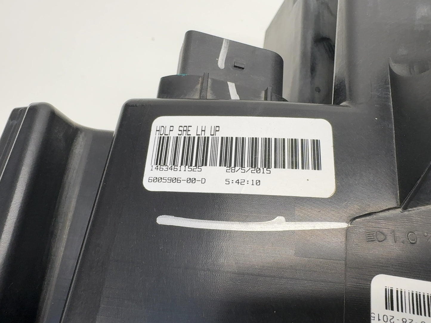 2015 Tesla Model S Left Headlight 6005906-00-D