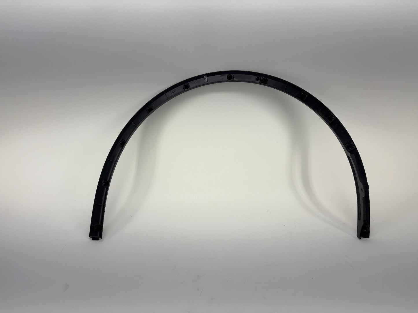 2026 Tesla Model Y Juniper Front Fender Garnish Left 1937597-00-C
