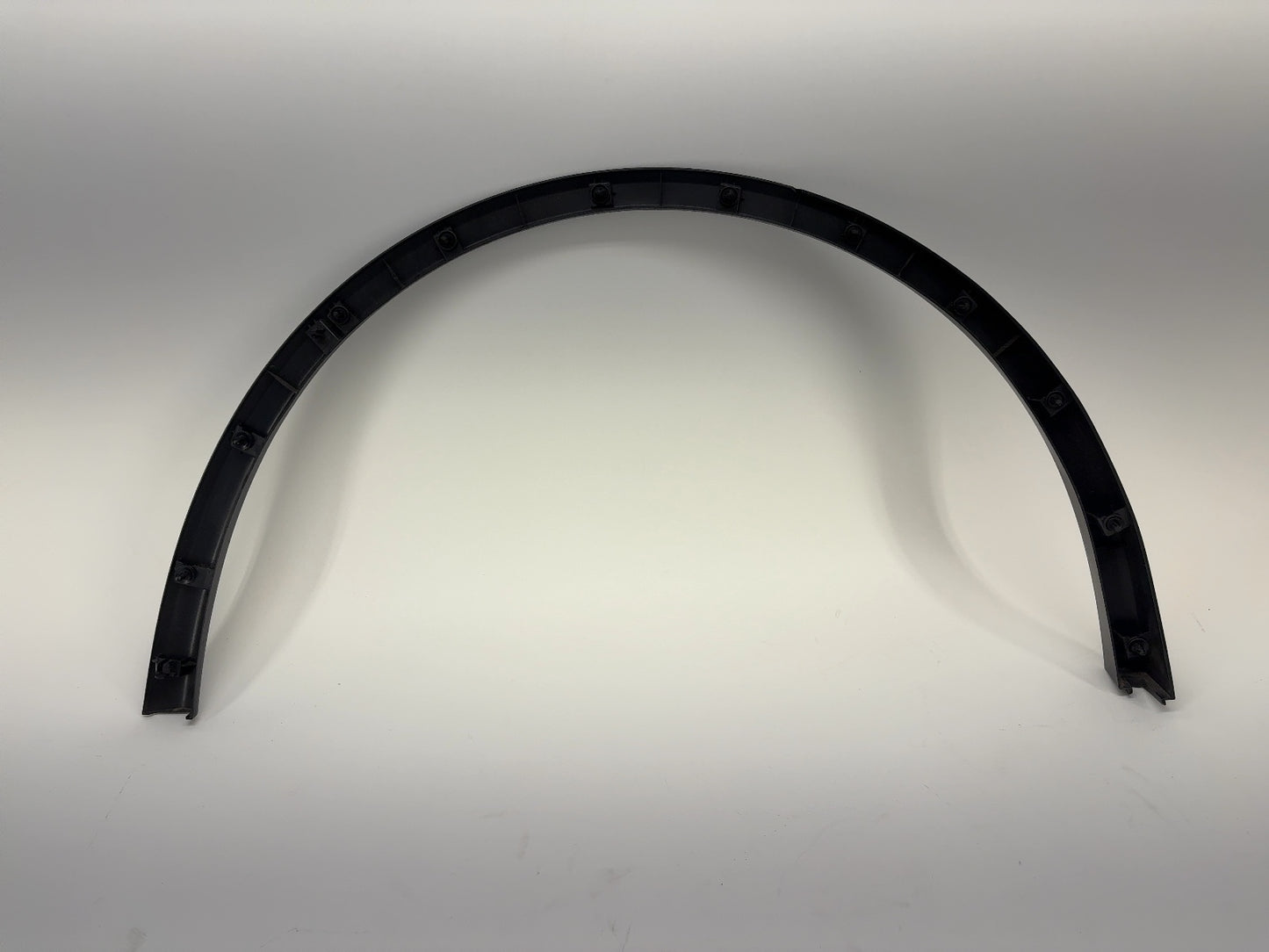2026 Tesla Model Y Juniper Rear Fender Garnish Left 1937594-00-D