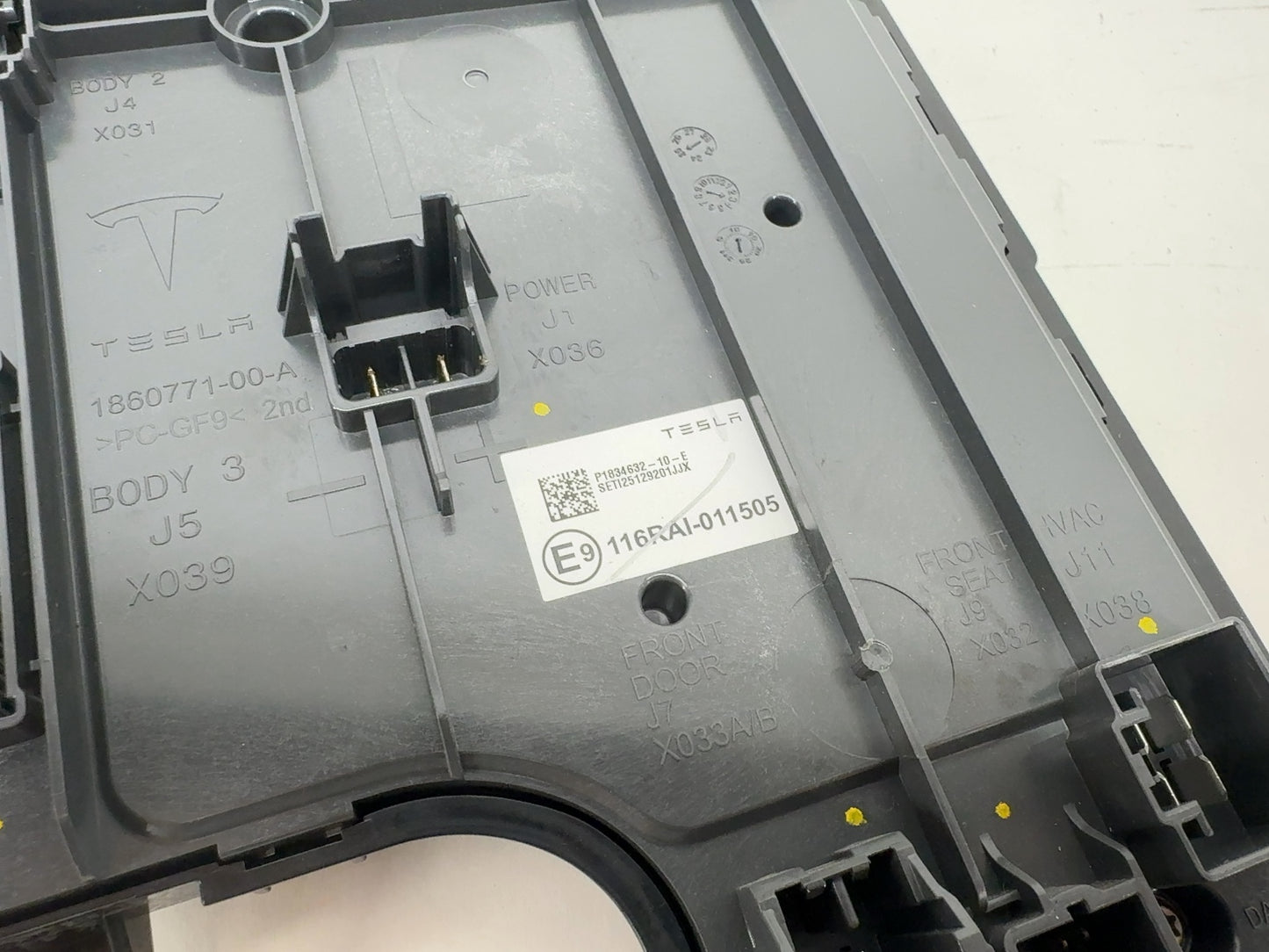 2025 Tesla Model 3 Highland Car Computer With Vc Left Controller 2001418-00-E