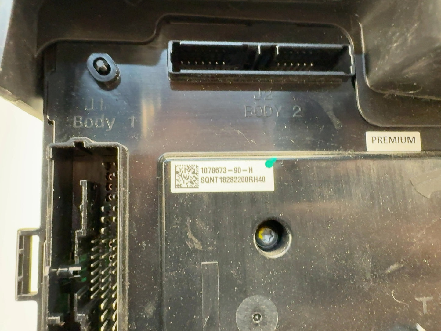 2018 Tesla Model 3 Car Computer With Vc Left Controller 1462554-00-K