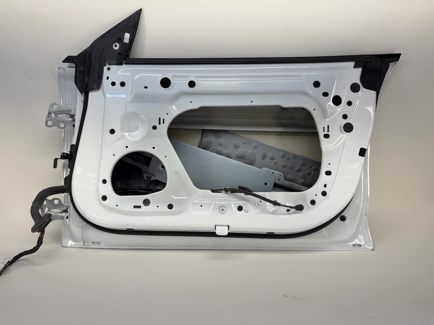 2024-2026 Tesla Model 3 Highland Front Right Door Shell 1751846-E0-A