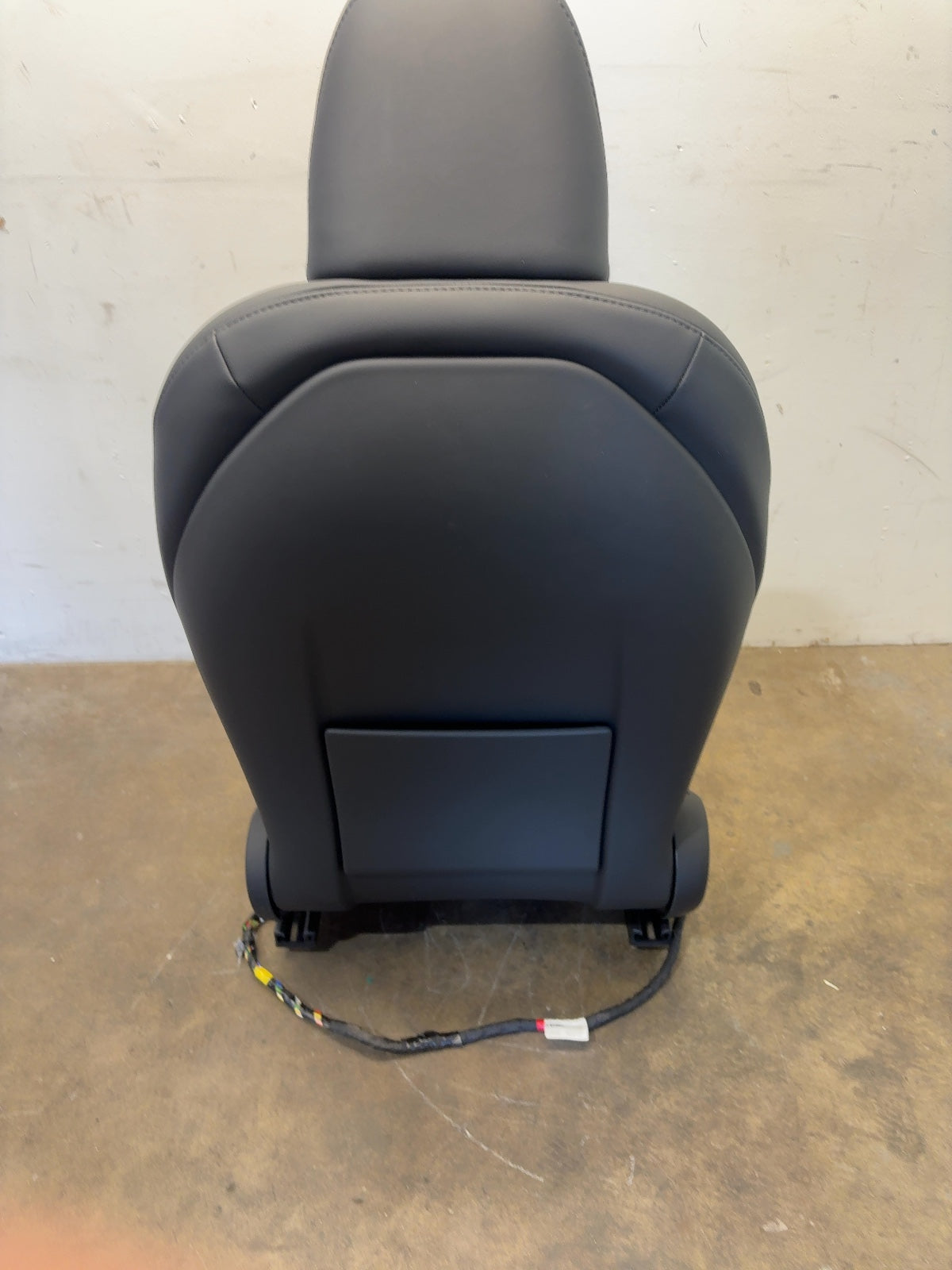 2025-2026 Tesla Model 3 Highland Front Right Seat Assembly 7754324-01-B