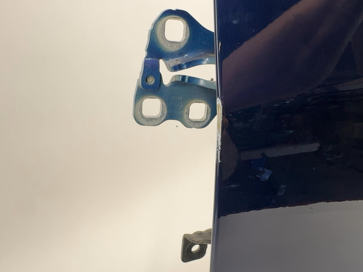 2022 Tesla Model 3 Front Left Door Shell 1081439-S0-G