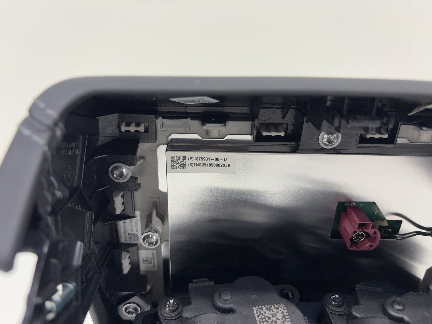 2024-2026 Tesla Model Y Juniper Rear Display 1875931-00-D