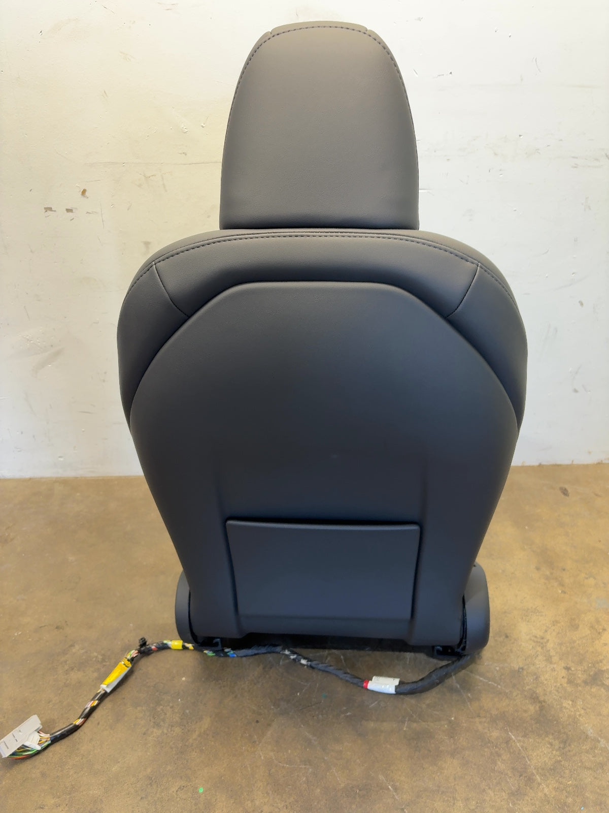 2025-2026 Tesla Model 3 Highland Front Right Seat Assembly 7754324-01-B
