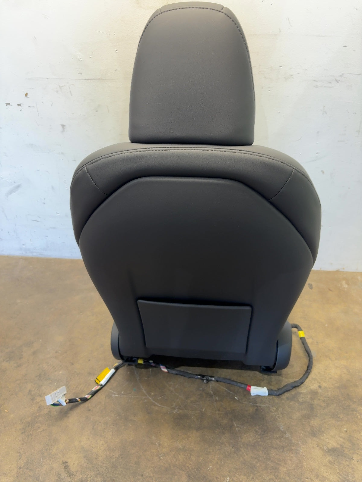 2025-2026 Tesla Model 3 Highland Front Right Seat Assembly 7754324-01-B