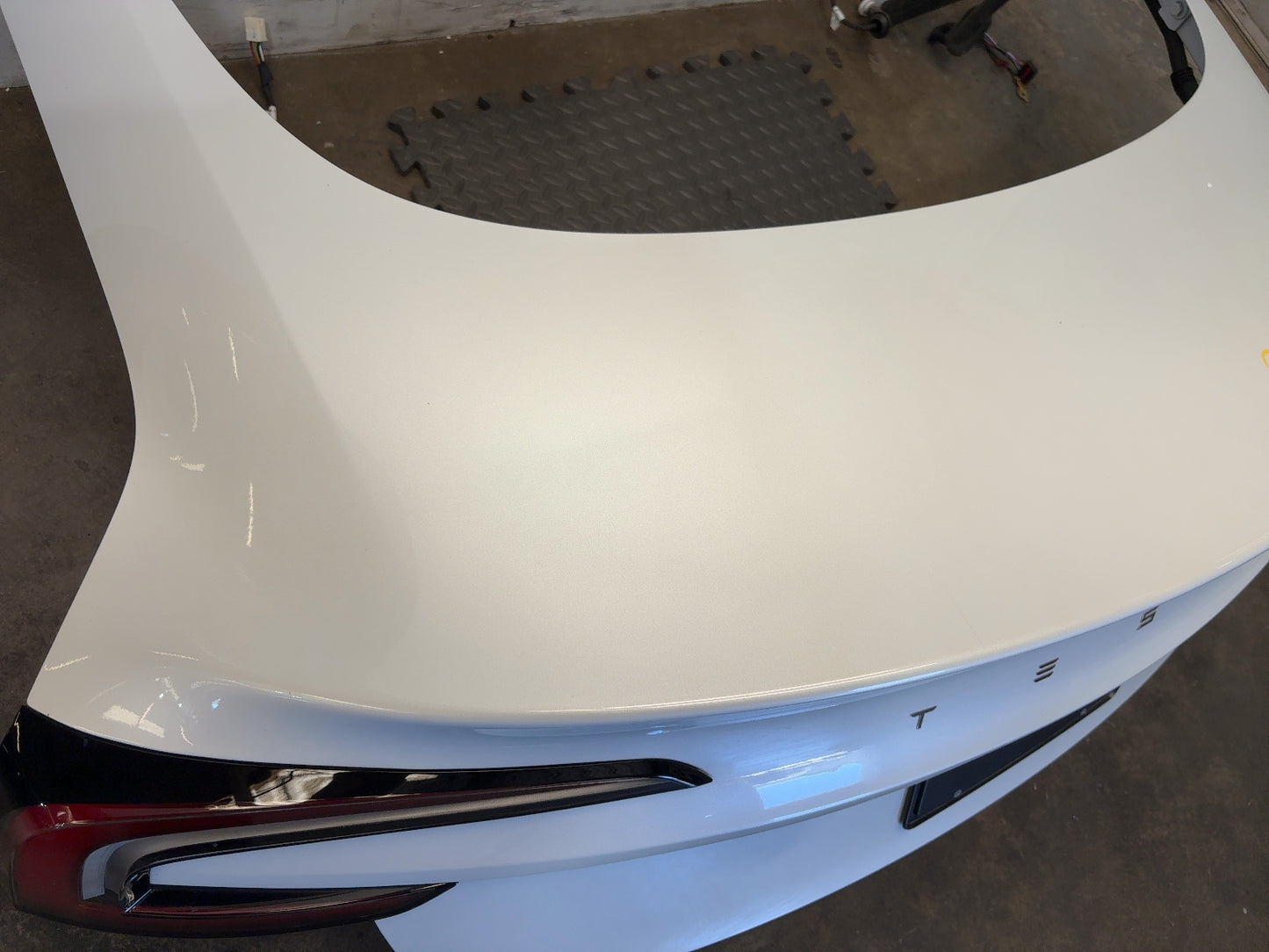 2024-2026 Tesla Model 3 Highland Trunk Lid Assembly 1714928-E0-B