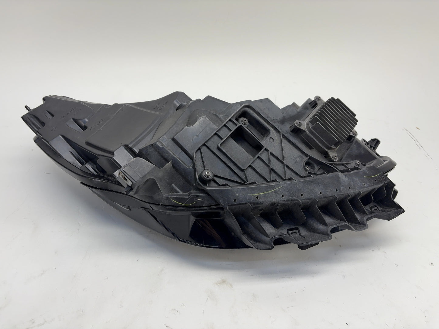 2023 Tesla Model 3 Left Headlamp 1514952-00-D
