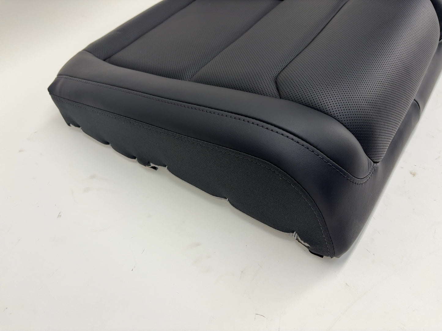2016 Tesla Model X 3rd Row Lower Seat Cushion 1067381-00-A