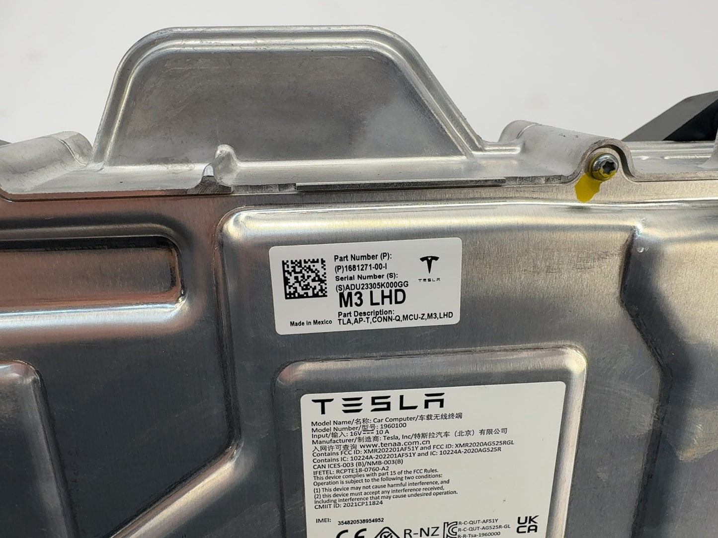 2023 Tesla Model 3 Car Computer With Security Module 1681271-00-I