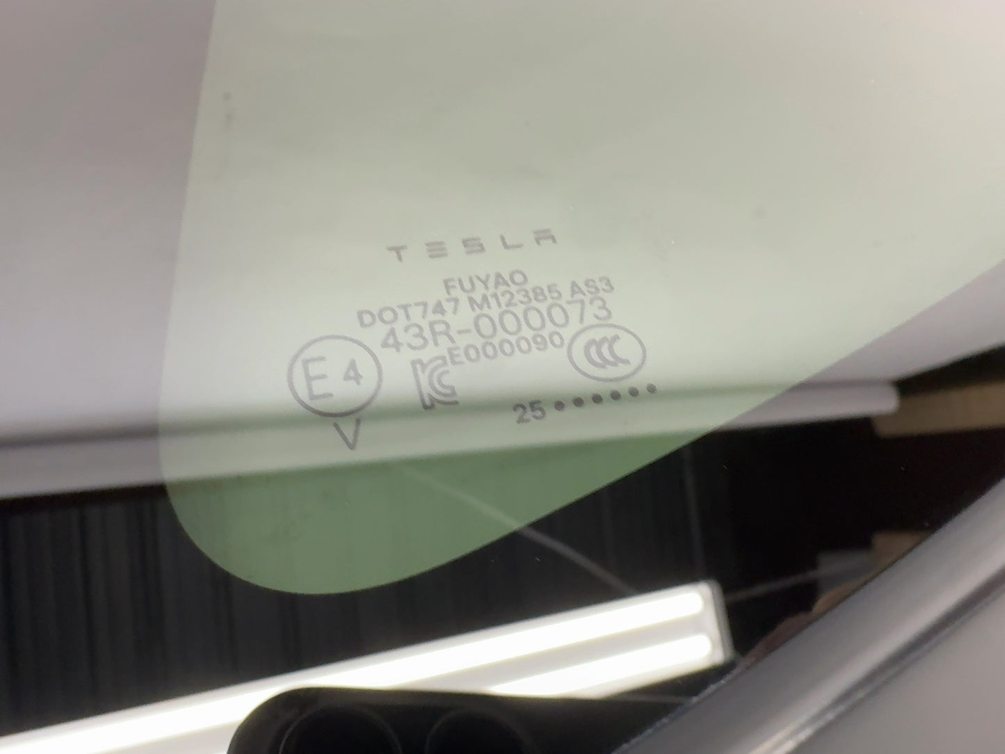 2025-2026 Tesla Model 3 Highland Left Quarter Glass 1915483-20-C