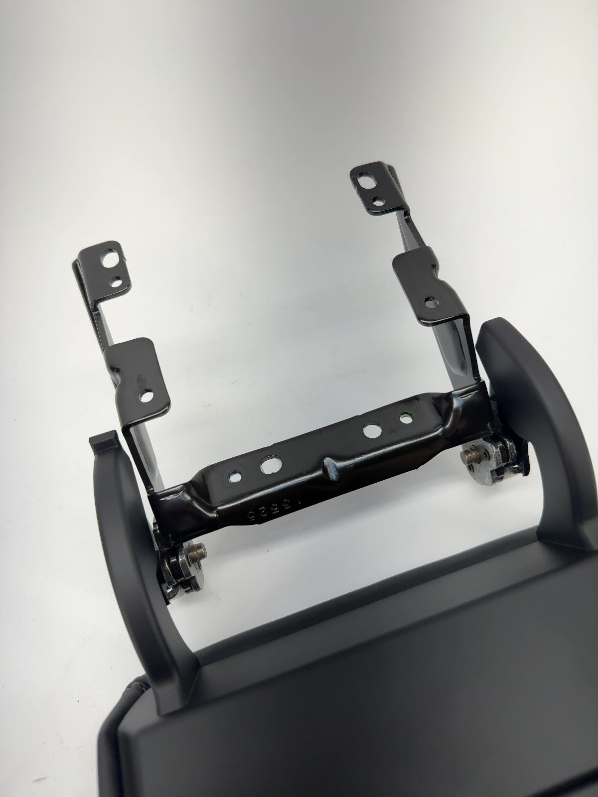 2025-2026 Tesla Model 3 Highland Center Console Armrest 1714422-24-G