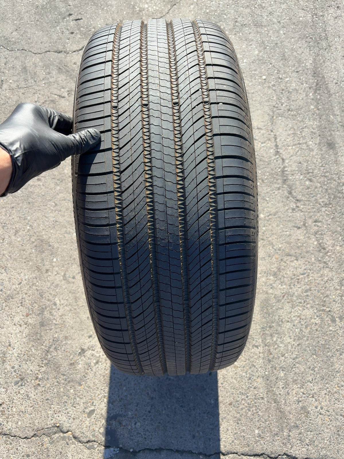 2025 Tesla Model Y Hankook - Ion Evo A/s 255/40r20 Wheel 2188243-00-A