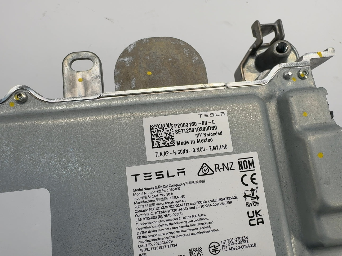 2025 Tesla Model Y Car Computer With Security Module 2003160-00-E