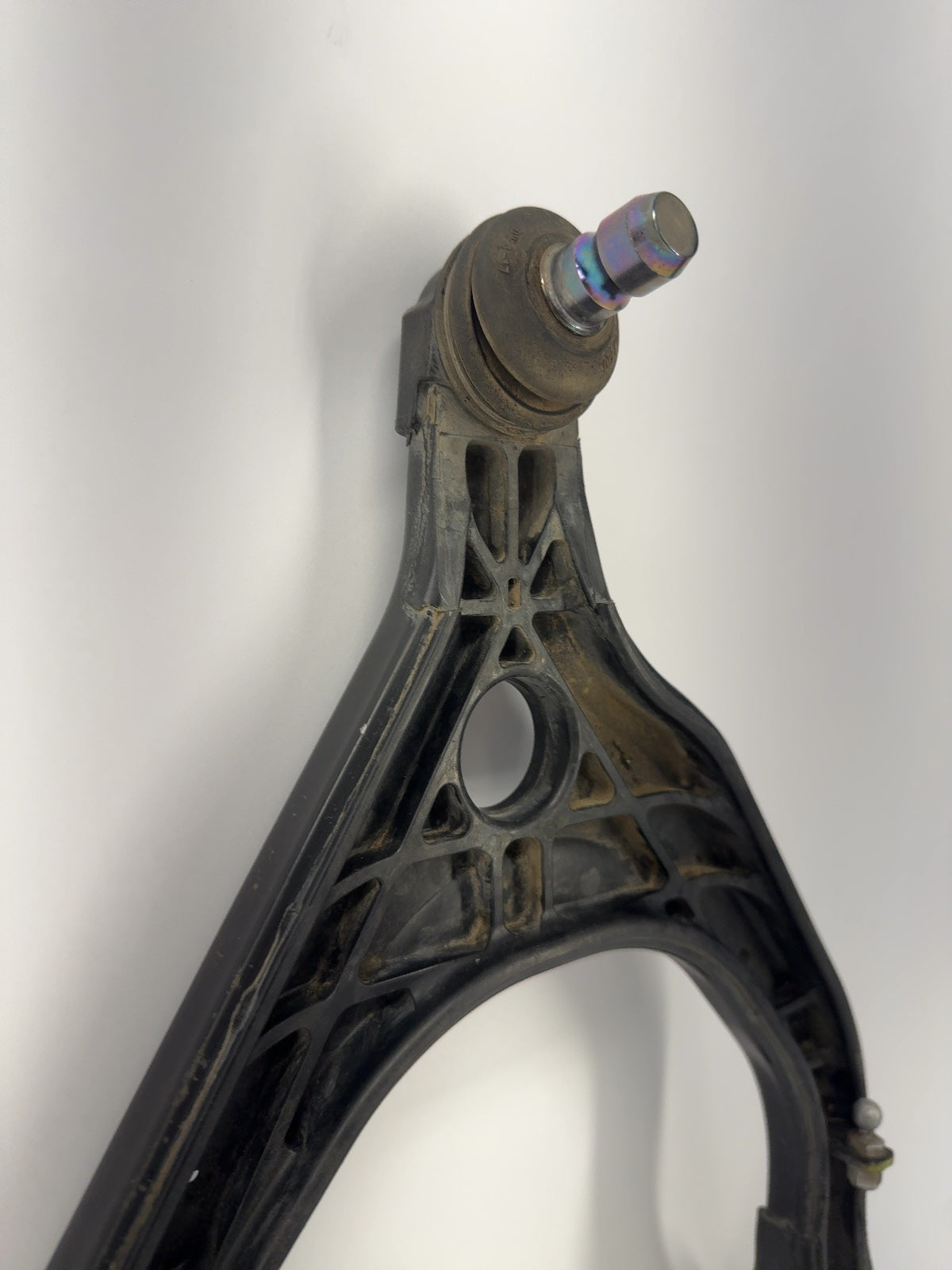 2018 Tesla Model X Front Upper Arm Left 1027322-00-D