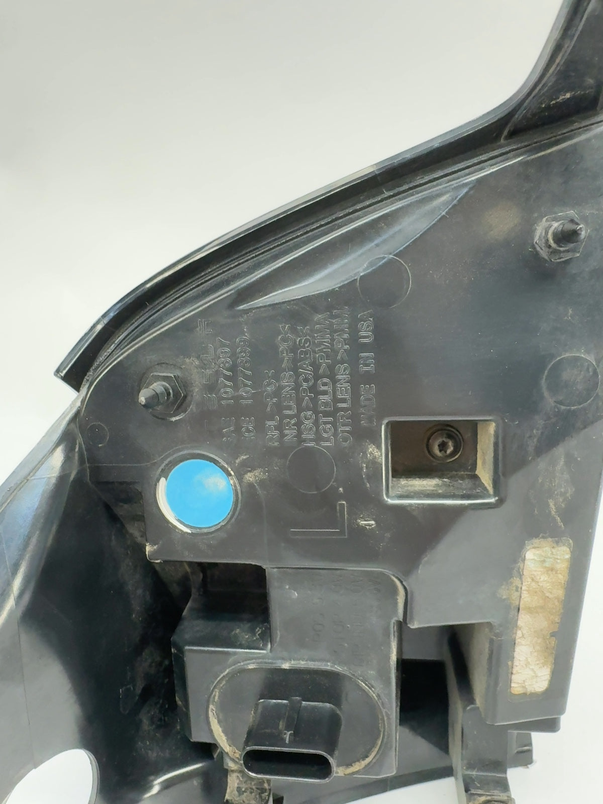 2021-2023 Tesla Model 3 Tail Lamp Rear Bodyside Right 1077398-00-H