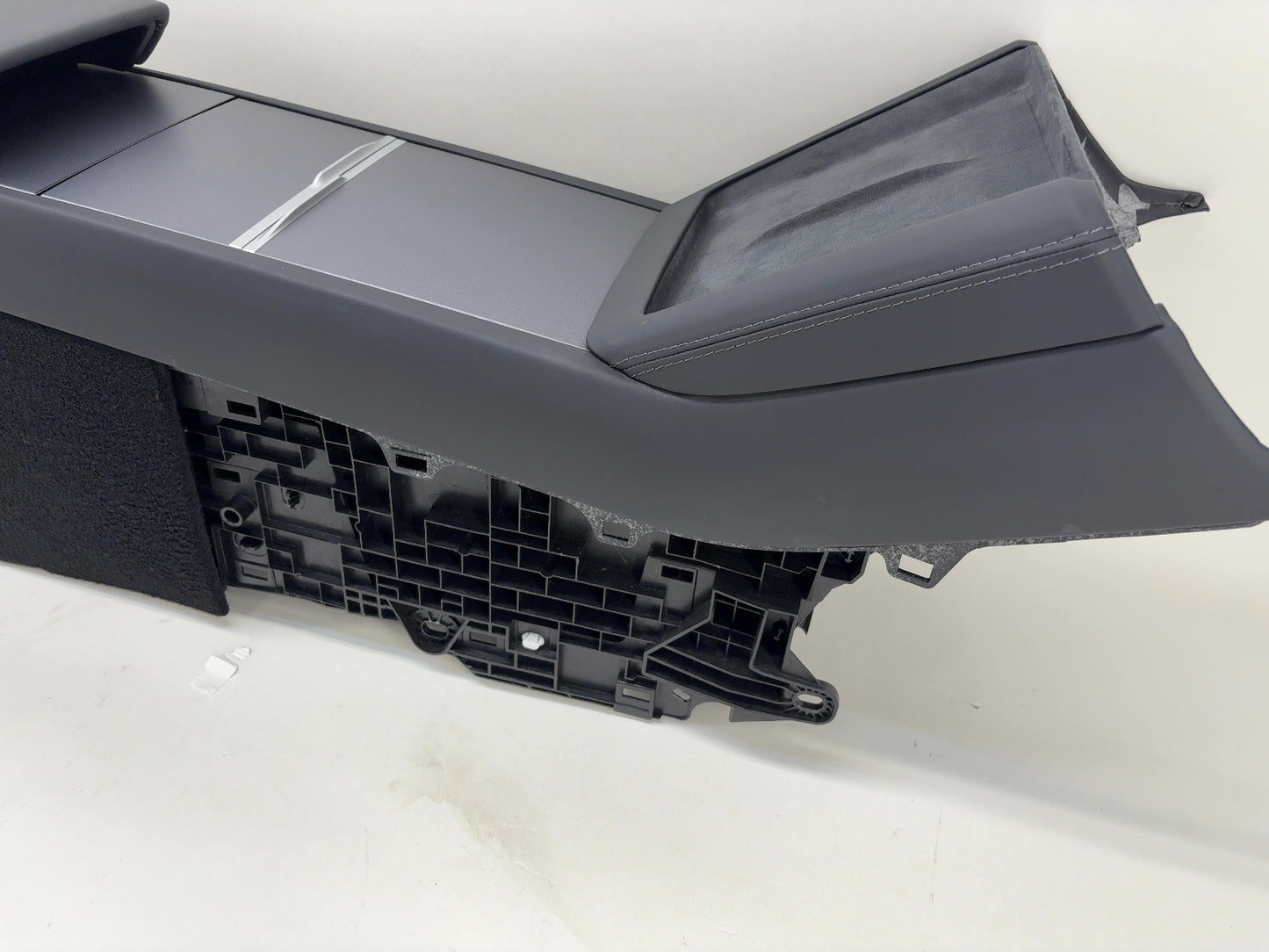 2025 Tesla Model 3 Highland Center Console 1714377-24-L