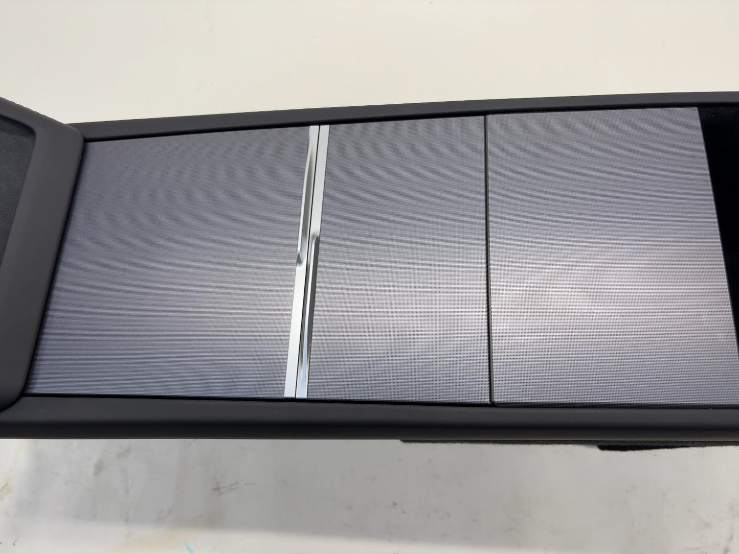 2025 Tesla Model 3 Highland Center Console 1714377-24-L