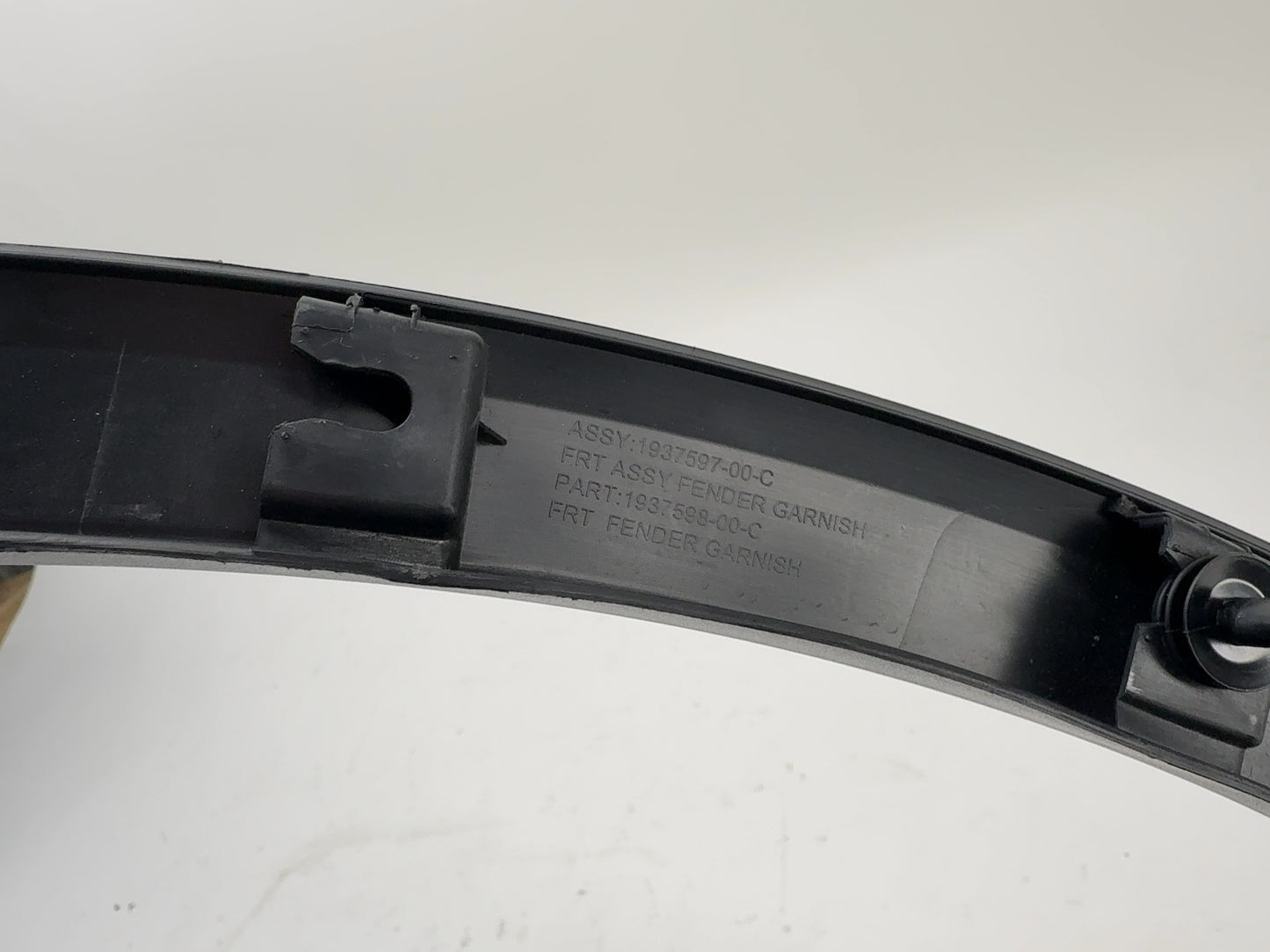 2026 Tesla Model Y Juniper Front Fender Garnish Left 1937597-00-C