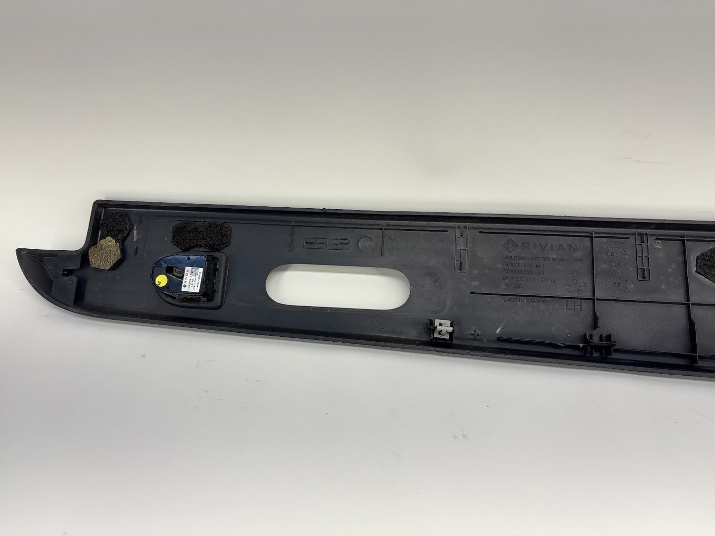 2022 Rivian R1T Bed Upper Trim Left PT00000355-M