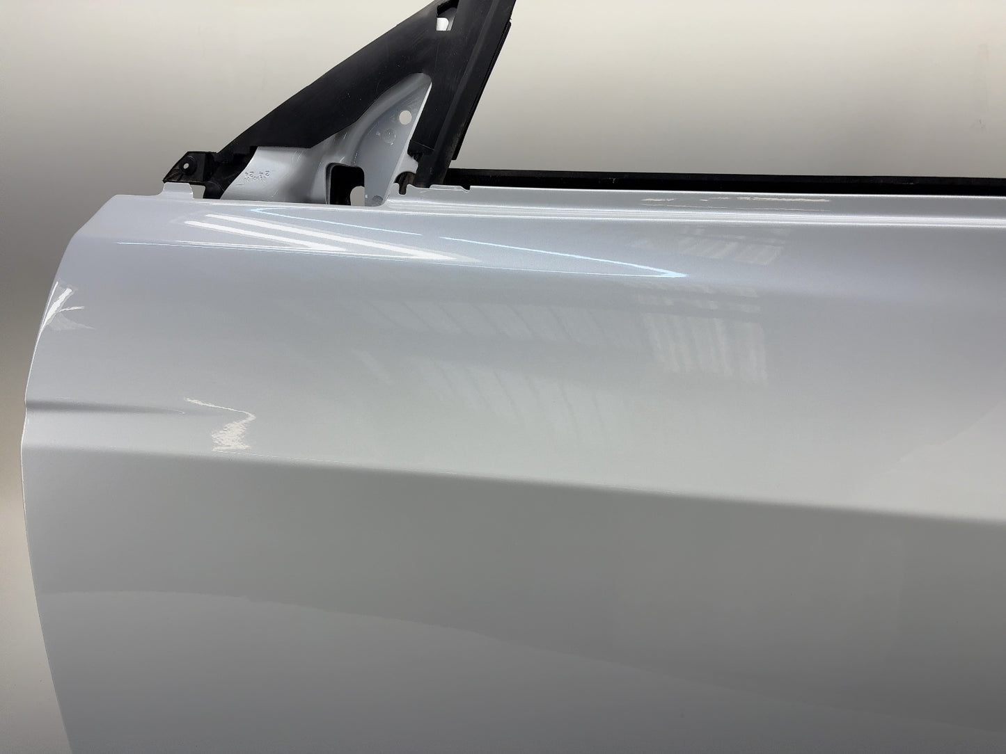 2024-2025 Tesla Model 3 Highland Front Left Door Shell 1751845-E0-A