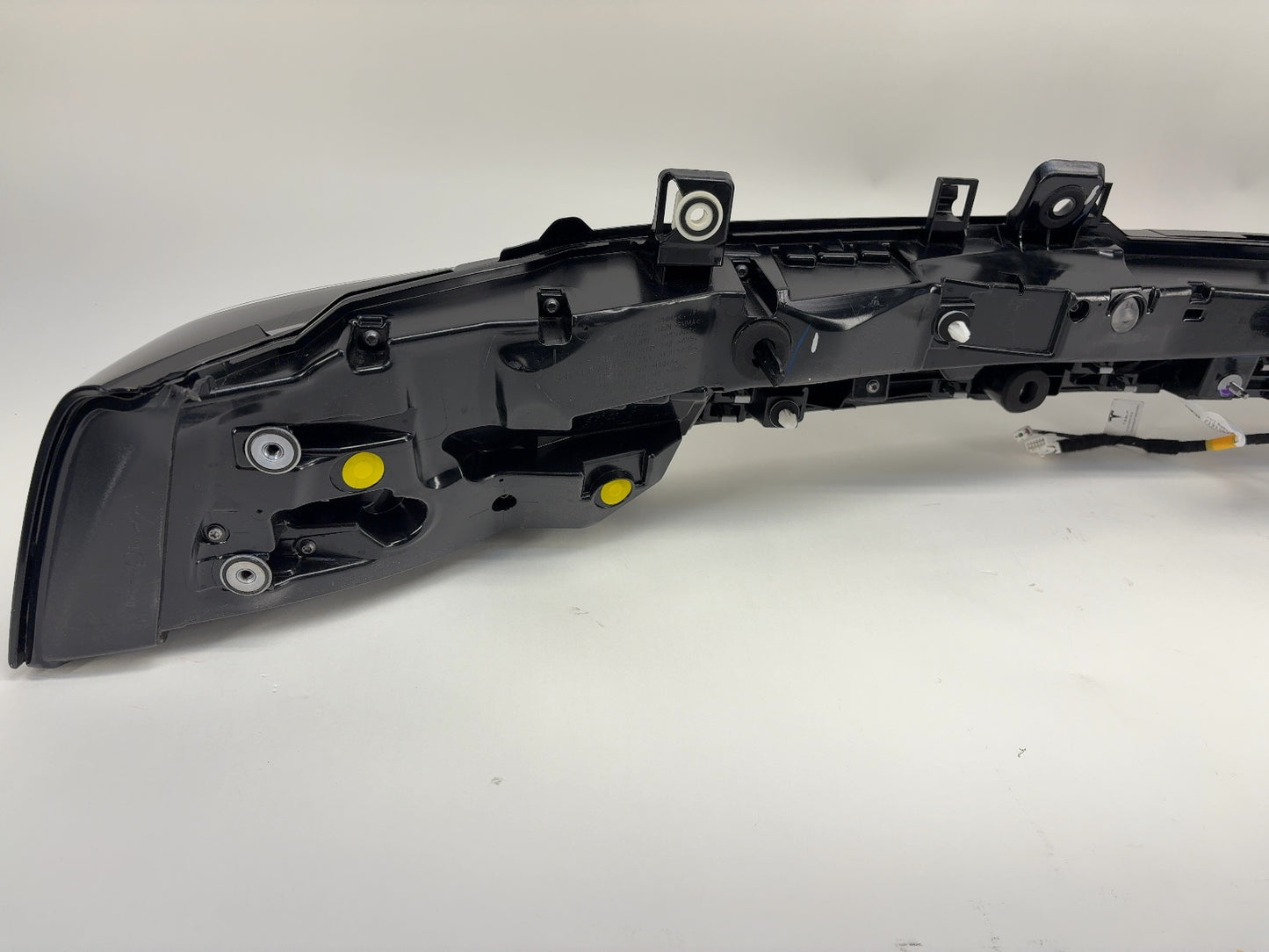2025 Tesla Model Y Juniper Liftgate Lamp Assembly 2004606-00-B