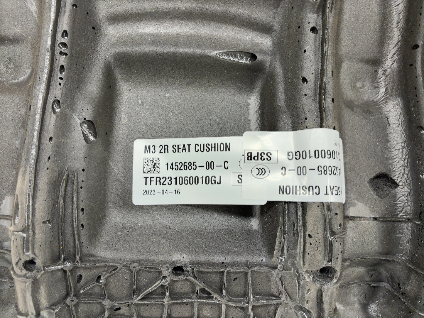 2023 Tesla Model 3 Rear Lower Seat Cushion 1452685-00-C