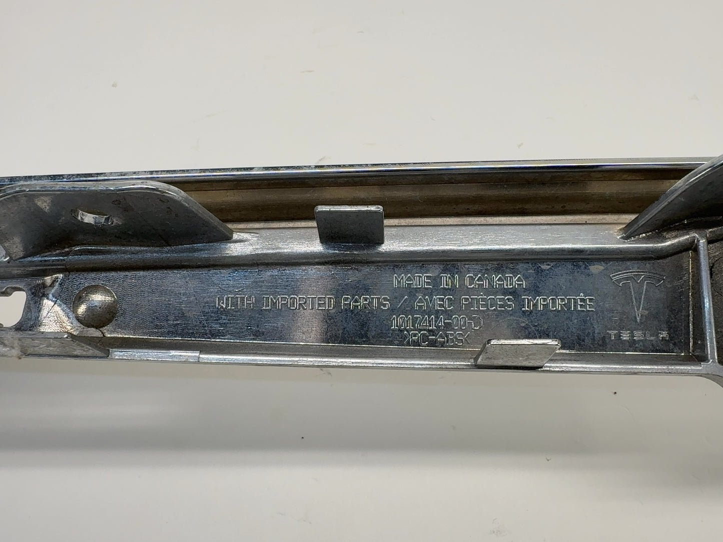 2013-2014 Tesla Model S Front End Chrome Piece 1017414-00-D