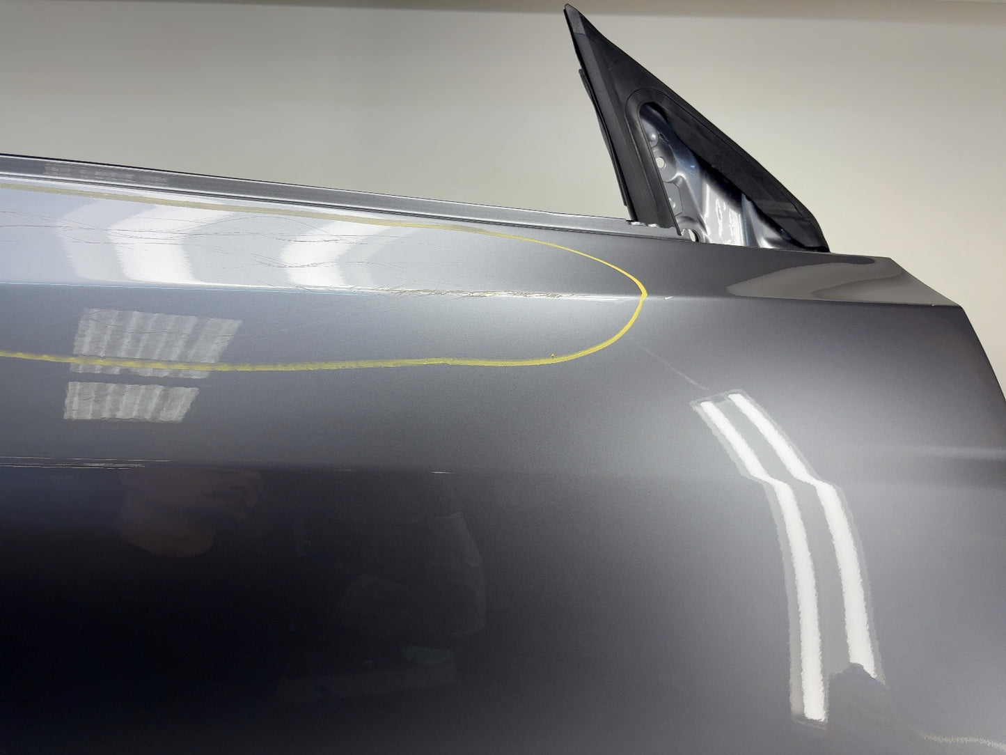 2026 Tesla Model Y Juniper Front Door Right 2035501-E0-A