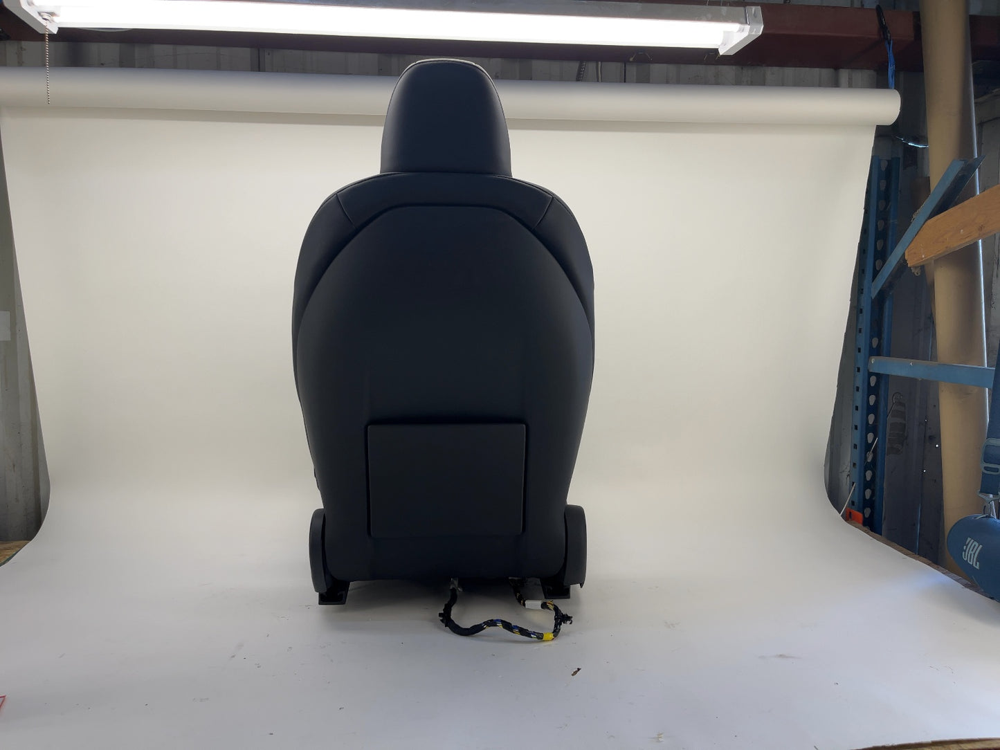 2026 Tesla Model Y Juniper Front Right Seat Assembly 2700041-F1-A