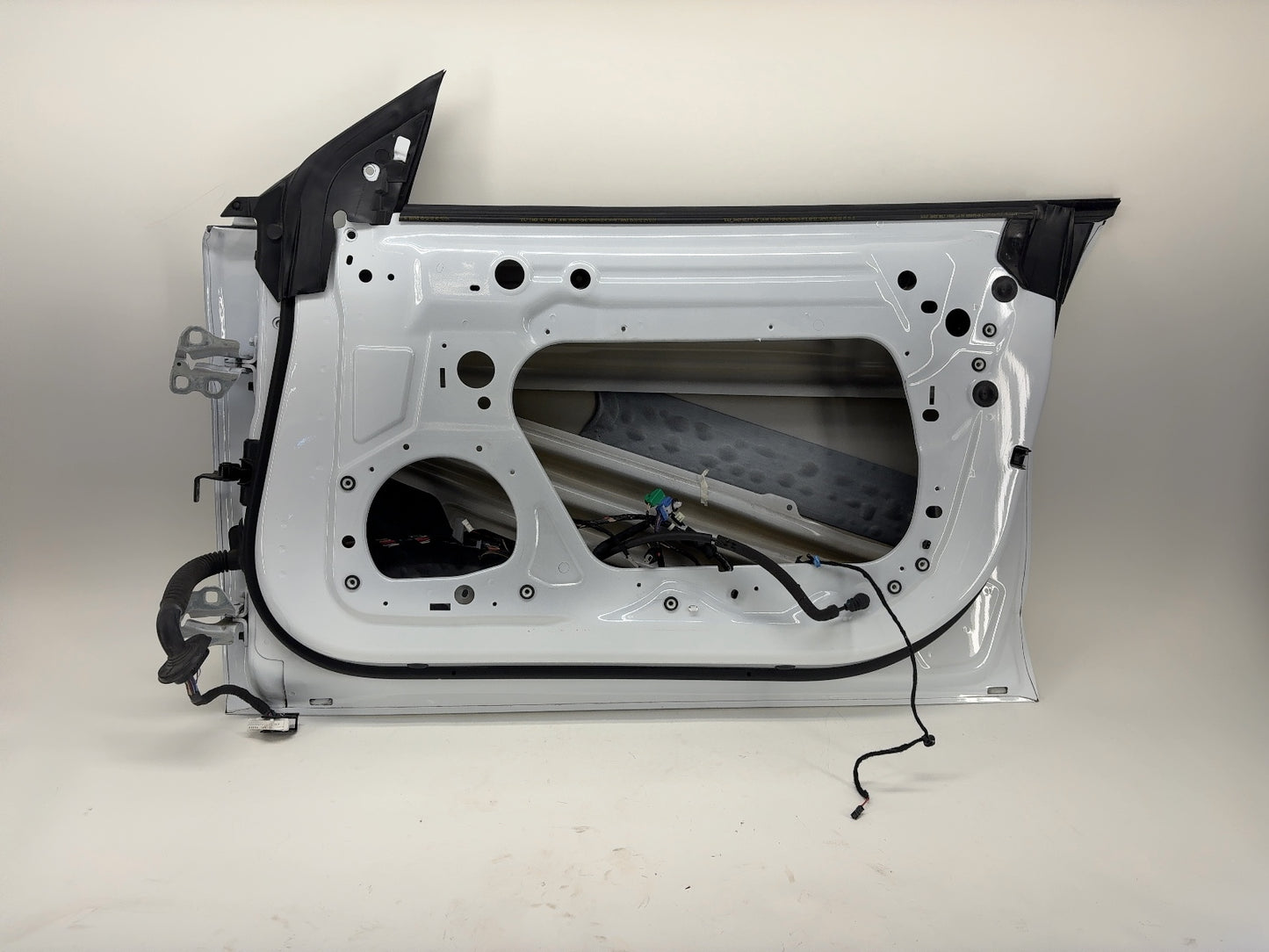 2018-2023 Tesla Model 3 Front Right Door Shell 1081420-E0-C