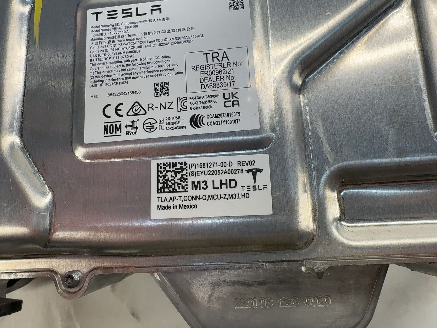 2022 Tesla Model 3 Car Computer With Vc Left Controller 1681271-00-D
