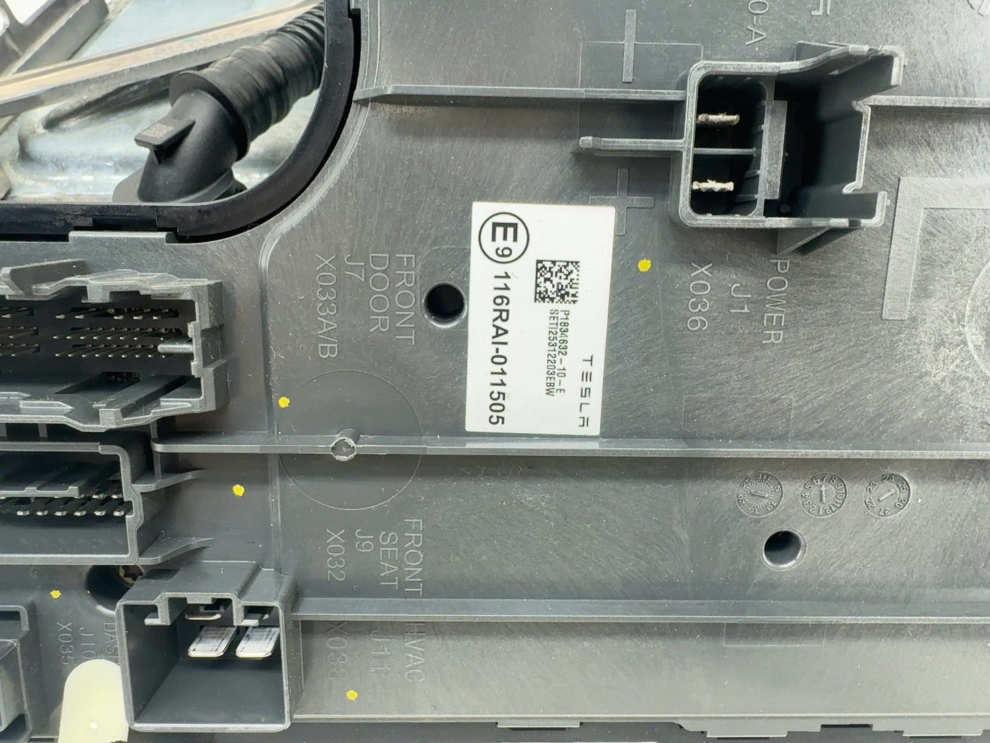 2025-2026 Tesla Model 3 Highland Car Computer With Vc Left Controller 2001418-00-F