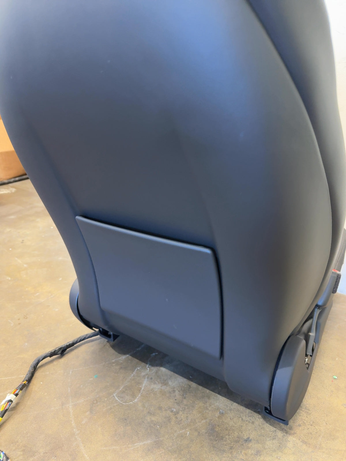 2025 Tesla Model 3 Highland Front Left Seat Assembly 7754322-01-C