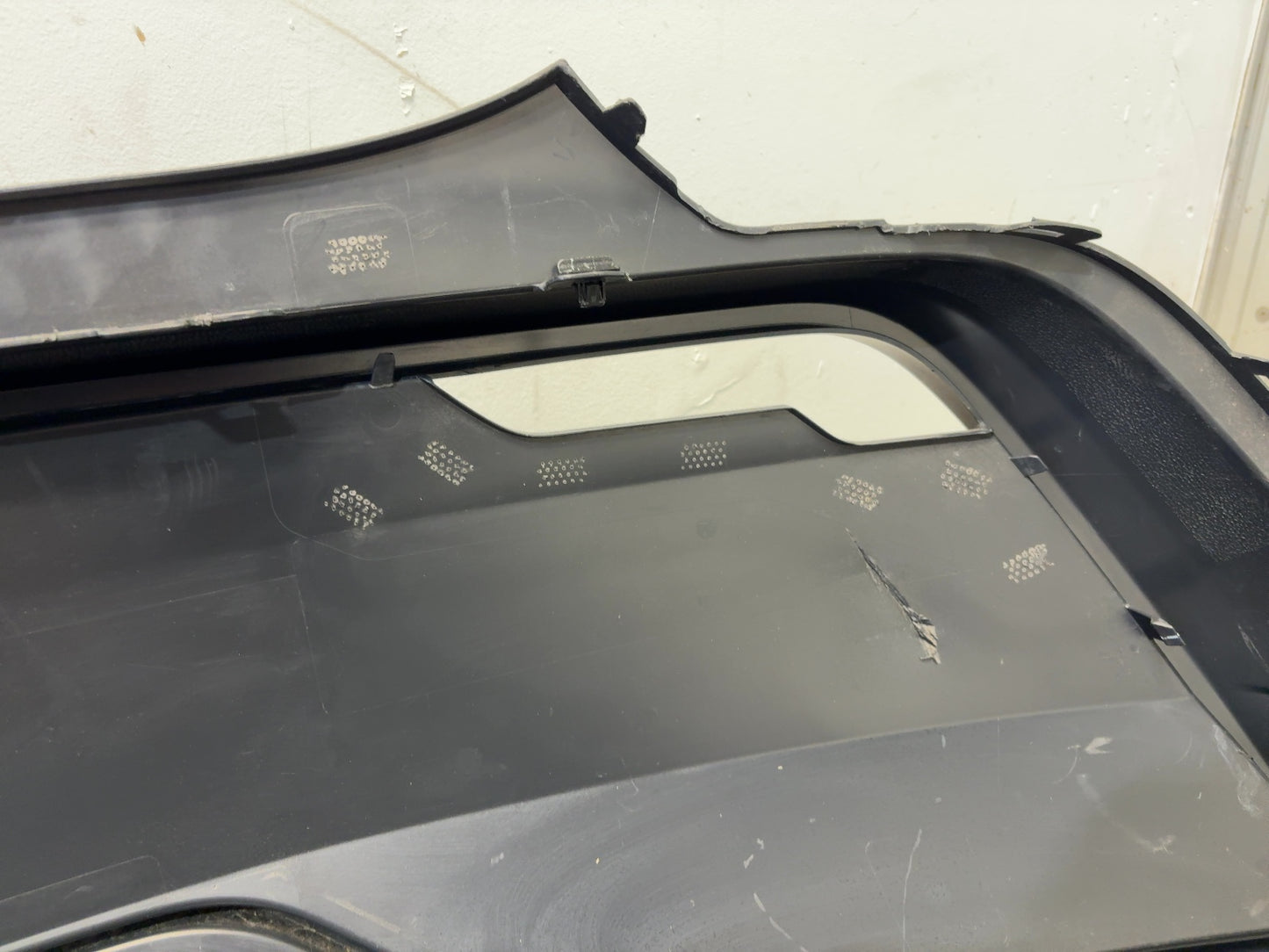 2026 Tesla Model Y Juniper Lower Fascia 1932604-00-D