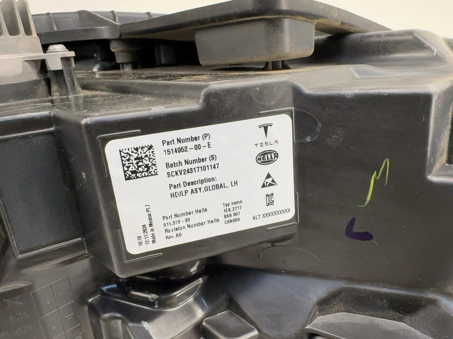 2024 Tesla Model Y Left Headlamp 1514952-00-E