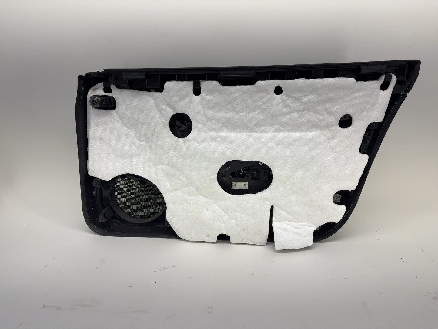 2018 Tesla Model 3 Front Left Door Panel 1090409-01-H