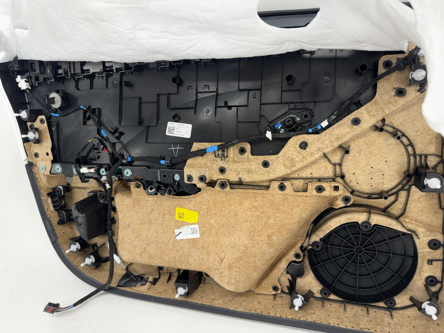 2025 Tesla Model 3 Highland Front Right Door Panel 1776742-20-E