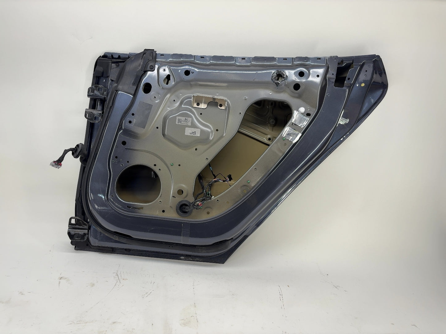 2014-2018 Tesla Model S Rear Right Door Shell 6006566-E0-H